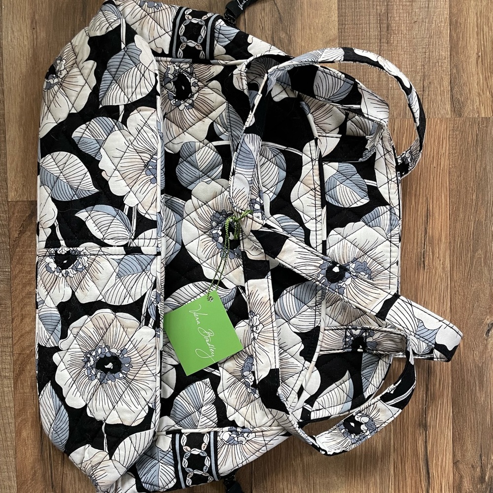Vera Bradley Camellia NWT